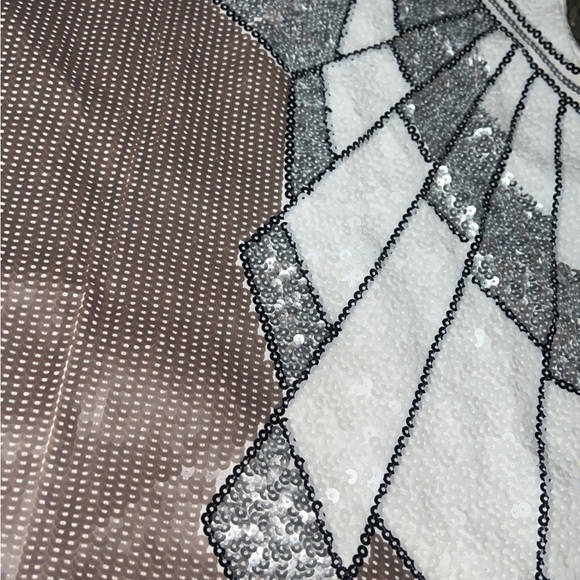 Express Sequin Mini Skirt - Picture 5 of 13